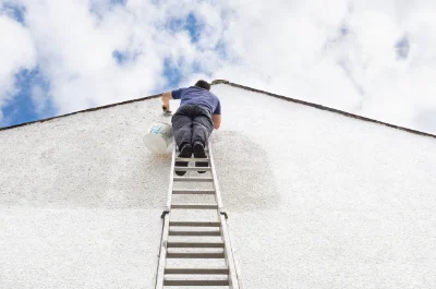 Peinture extérieure à Neauphe-sur-Dive — façades et ravalement